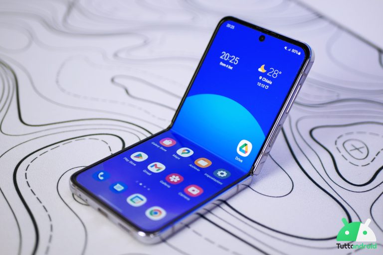 One UI 8.0 fait passer votre Galaxy Z Flip4/Fold4 à la vitesse de la lumière – découvrez pourquoi !