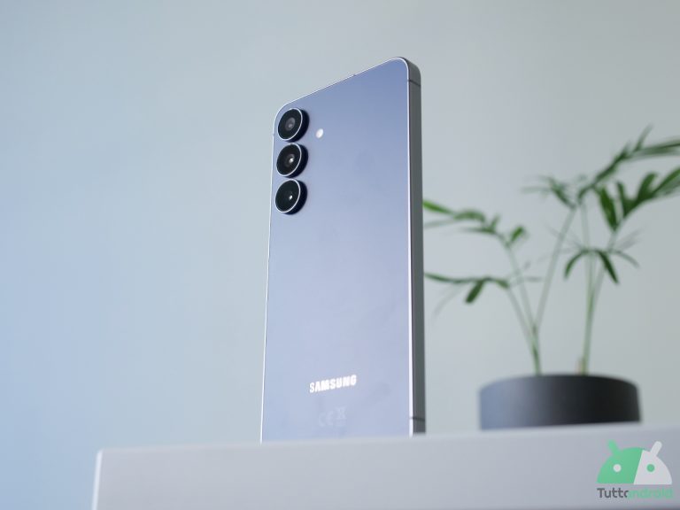 Galaxy S25 FE : le smartphone XXL à prix mini que Samsung ne veut pas que vous achetiez !