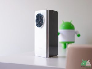 OPPO Find N6 : premières images et score Geekbench surpris — la puce 8 Gen 5 arrive bridée, mais ça peut être un atout !