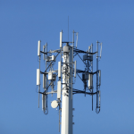 TIM et Fastweb+Vodafone veulent 6 000 tours 5G en Italie : opportunité ou cadeau empoisonné pour le pays ?