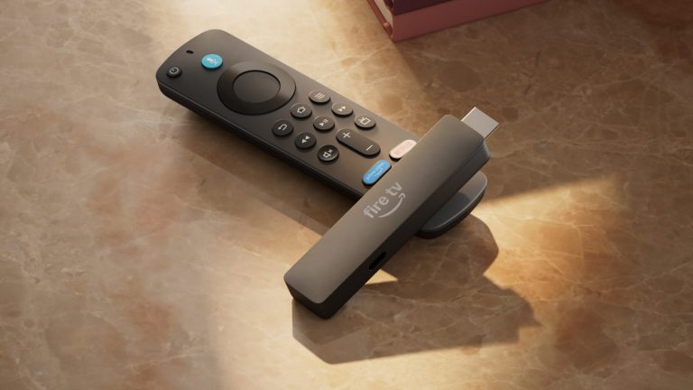 Amazon dévoile une Fire TV Stick HD 30% plus rapide et minuscule — la mise à jour qui va révolutionner votre télé !