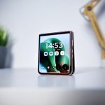 Motorola Razr 70 Ultra : la batterie grimpe à 5 000 mAh, mais attention aux grosses économies sur les specs