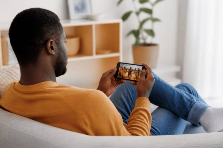 Chaine africaine sur mobile : comment la regarder partout