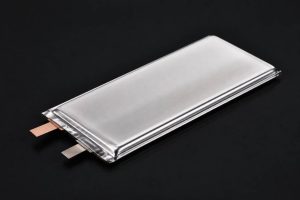 Accumulateur sodium ion : atouts et limites pour les smartphones