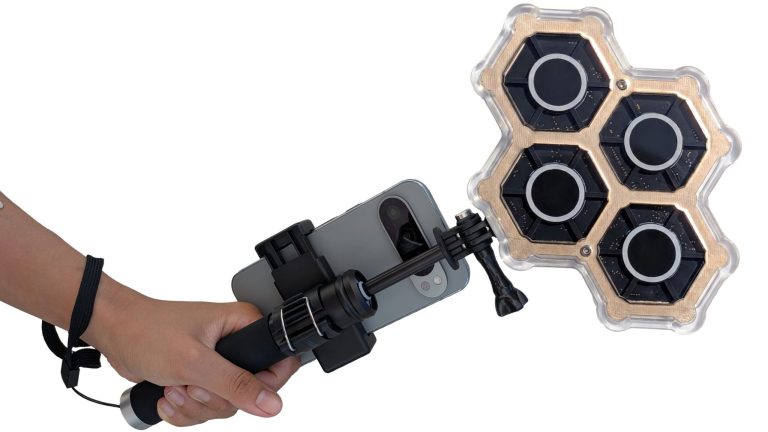 QuadRF : ce boîtier Raspberry Pi 5 qui vous permet devoirles ondes Wi‑Fi autour de vous — incroyable démonstration