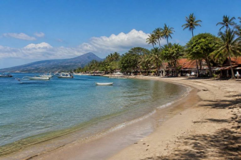 Candidasa beach bali : que voir et comment profiter de cette plage de Bali