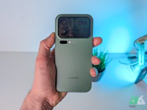 Xiaomi 18 Pro : fuite CHOC — batterie 7 000 mAh, capteur photo 200 MP et Snapdragon 2 nm — le compact qui promet tout !
