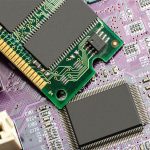 Prix de la RAM en folie : certaines barrettes valent désormais 10 fois plus — que faire avant d’acheter ?