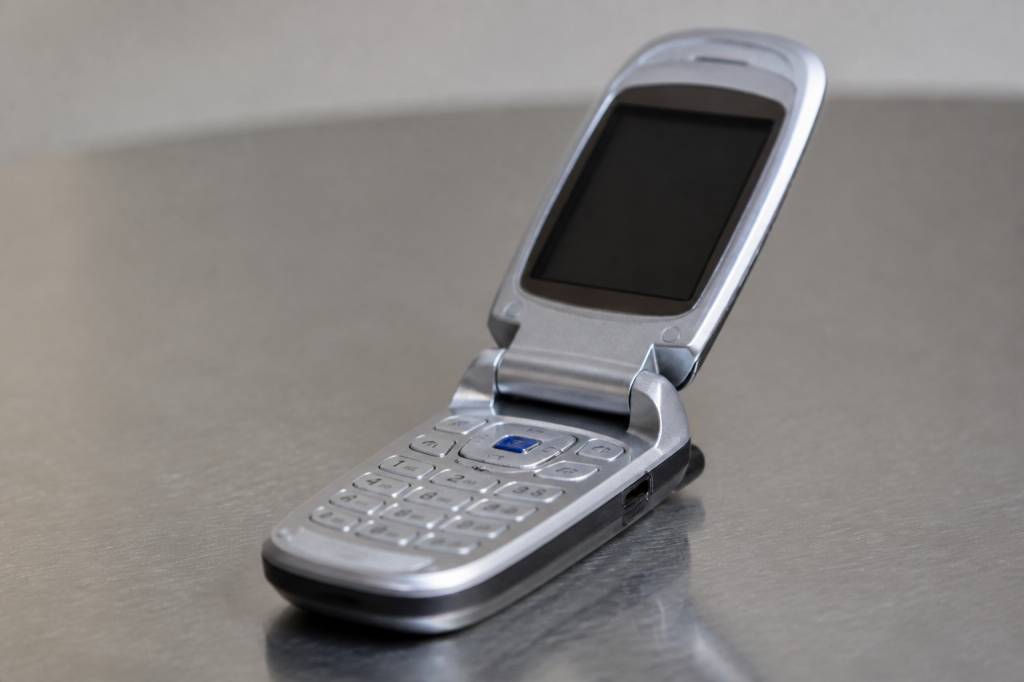 E700 Samsung : tout savoir sur ce téléphone mobile emblématique