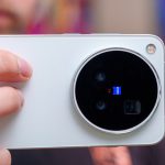 Inside vivo X500 Pro Max : la boîte révélée et un Creator Kit à 18 accessoires qui transforme le smartphone en appareil pro
