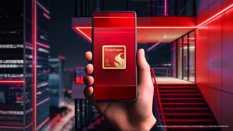 Snapdragon 8 Elite Gen 6 : Qualcomm double la mise avec un SoC à 5 GHz et une version Extreme — l’IA sur smartphone devient incontrôlable ?